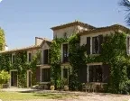 Maison avec façade en lierre, Boutique Hôtels en Occitanie Charme & Design